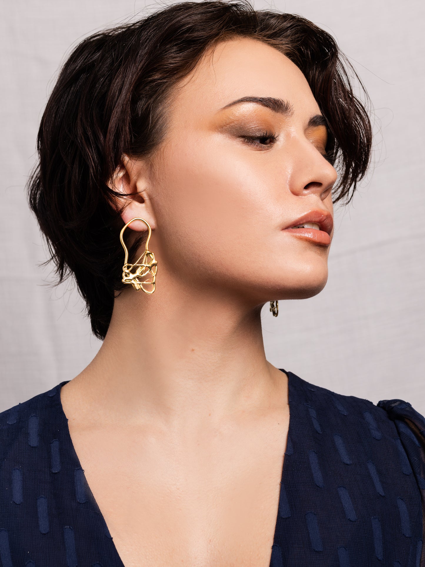 Hydro Oval Earring